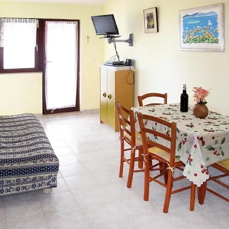 Mile-1 By Interhome Apartment Grebastica