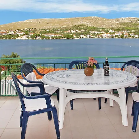 Mile-1 By Interhome Apartment Grebastica